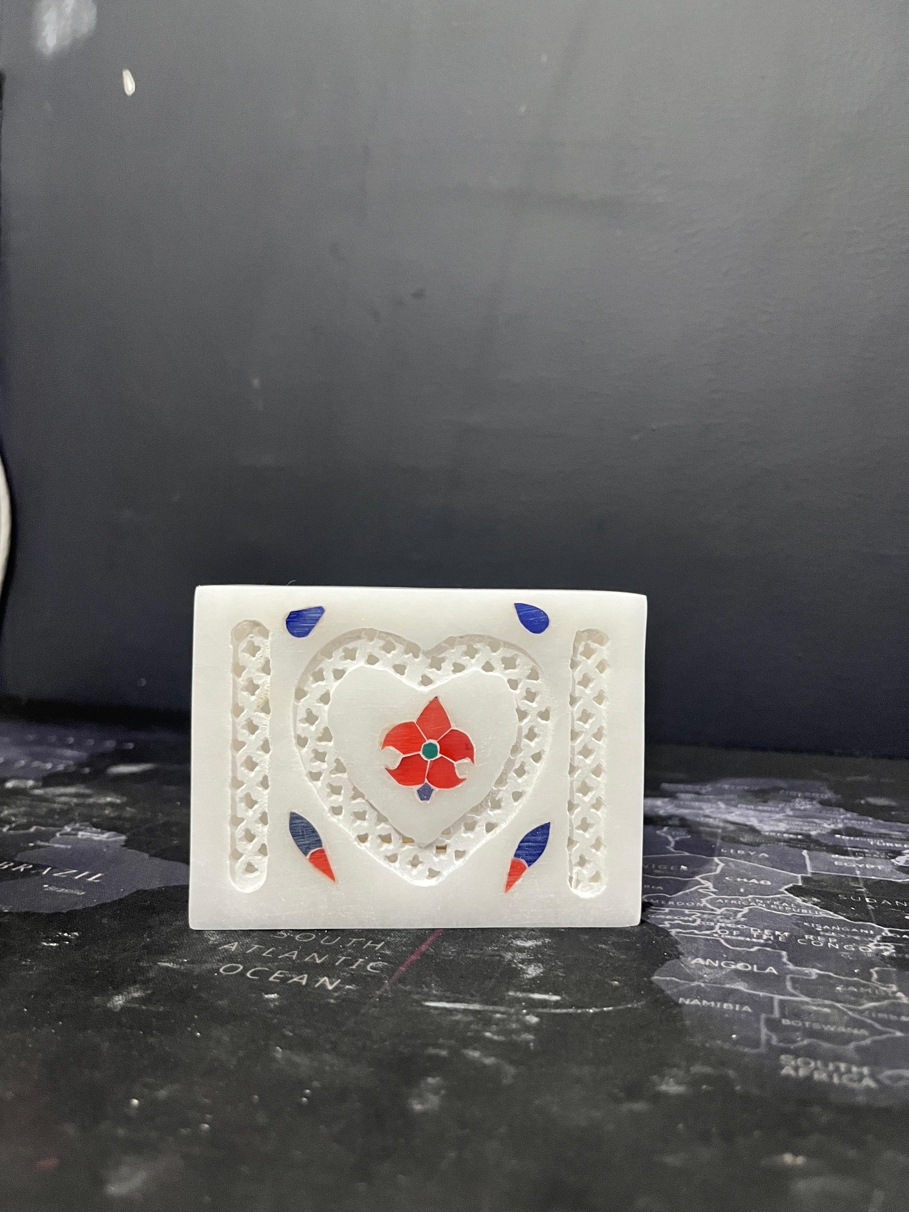 Handcrafted White Marble Inlay Box – Floral Design (4 x 3 inch)