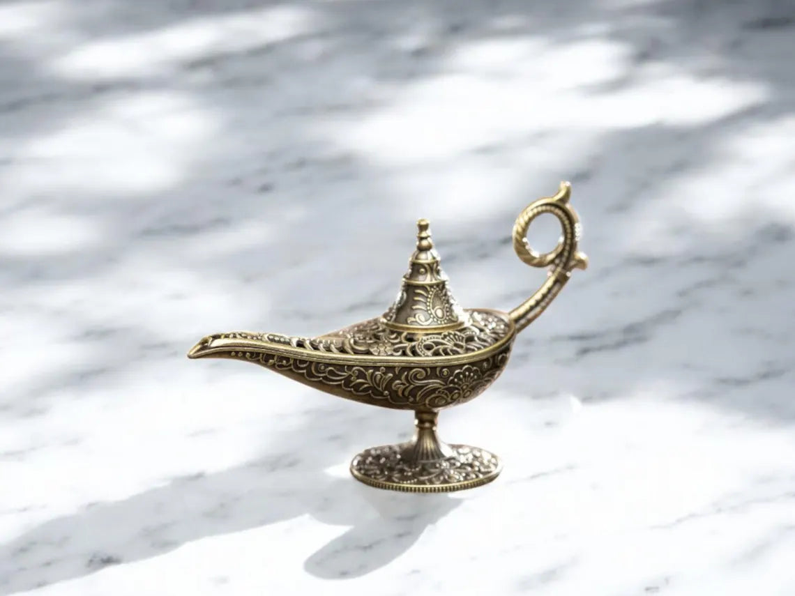 Antique Metal Incense Burner – Aladdin’s Magic Lamp Design – Decorative Craft & Candle Holder