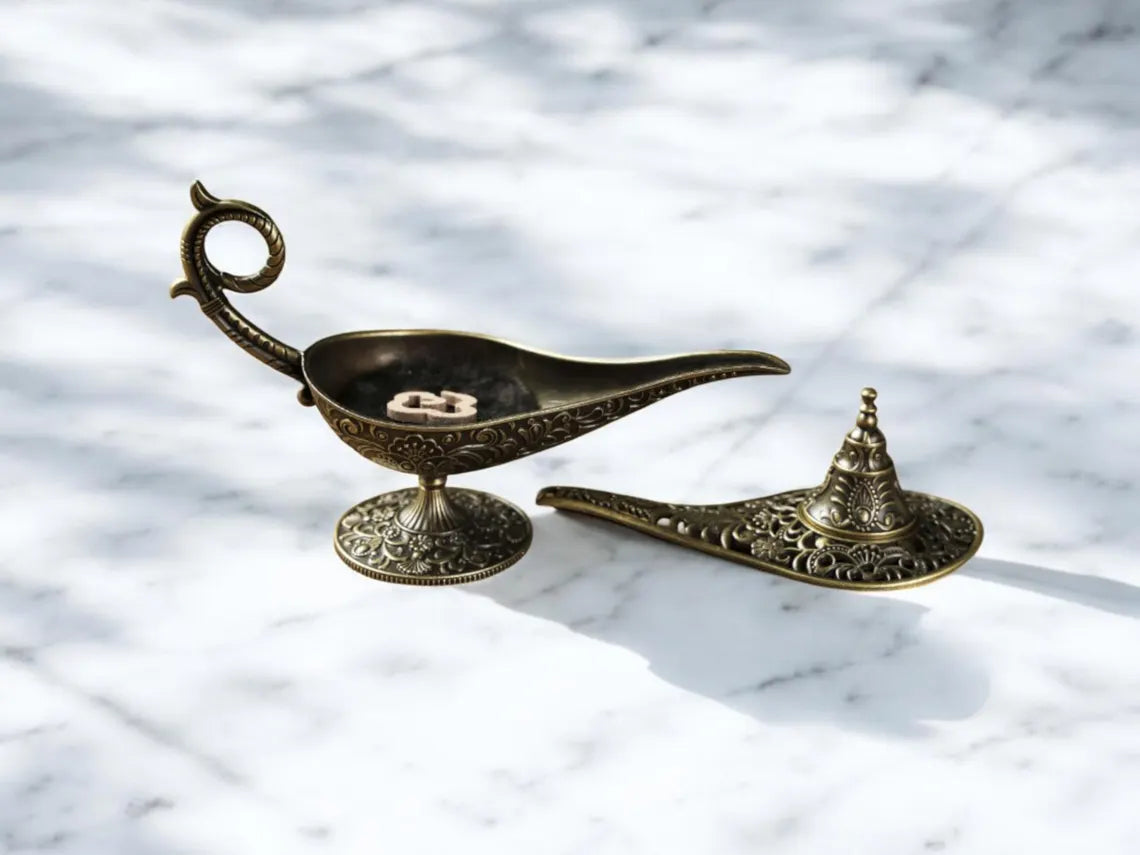 Antique Metal Incense Burner – Aladdin’s Magic Lamp Design – Decorative Craft & Candle Holder